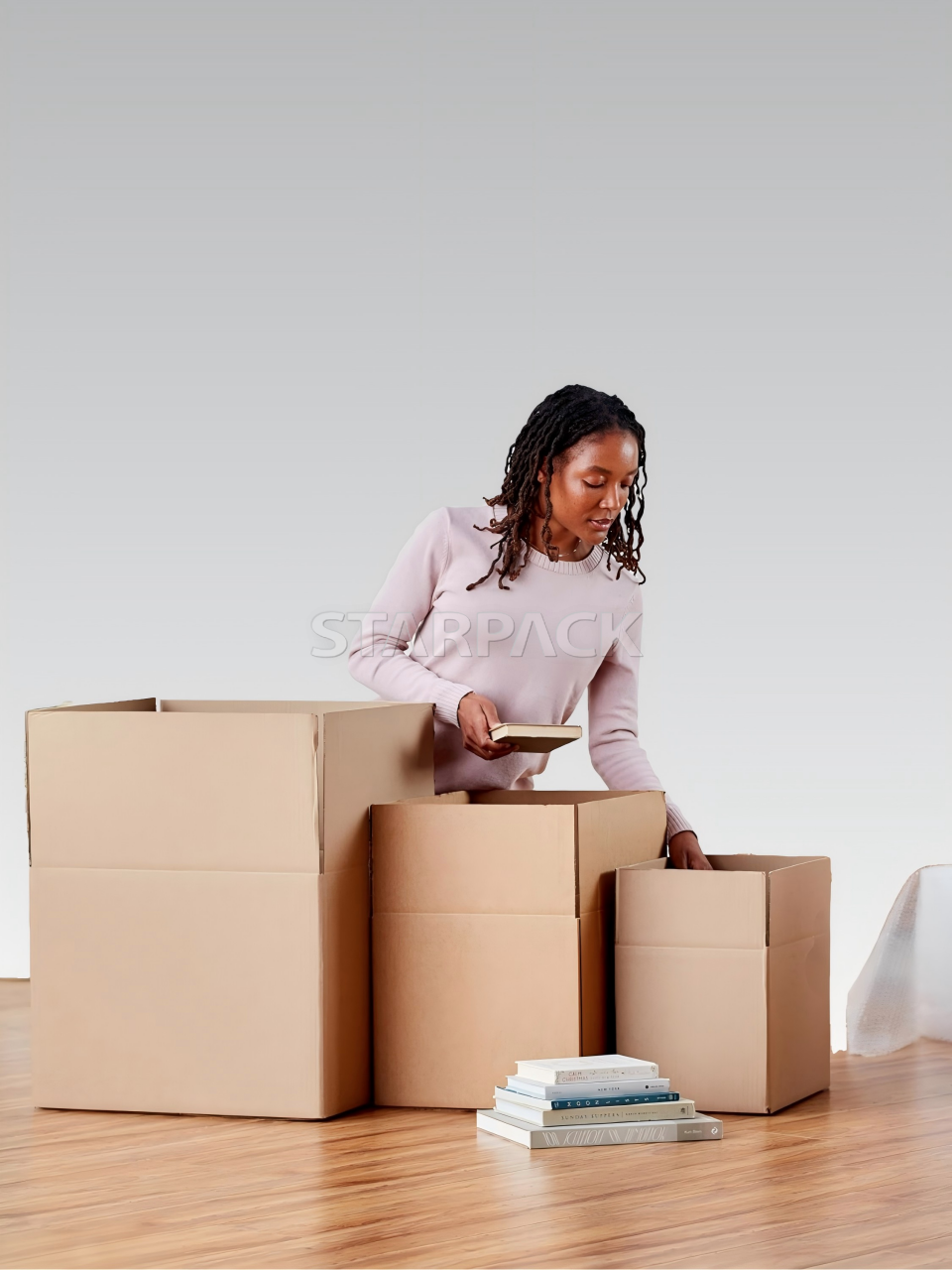 Large kraft cardboard moving boxes for household book packing, relocation storage cartons